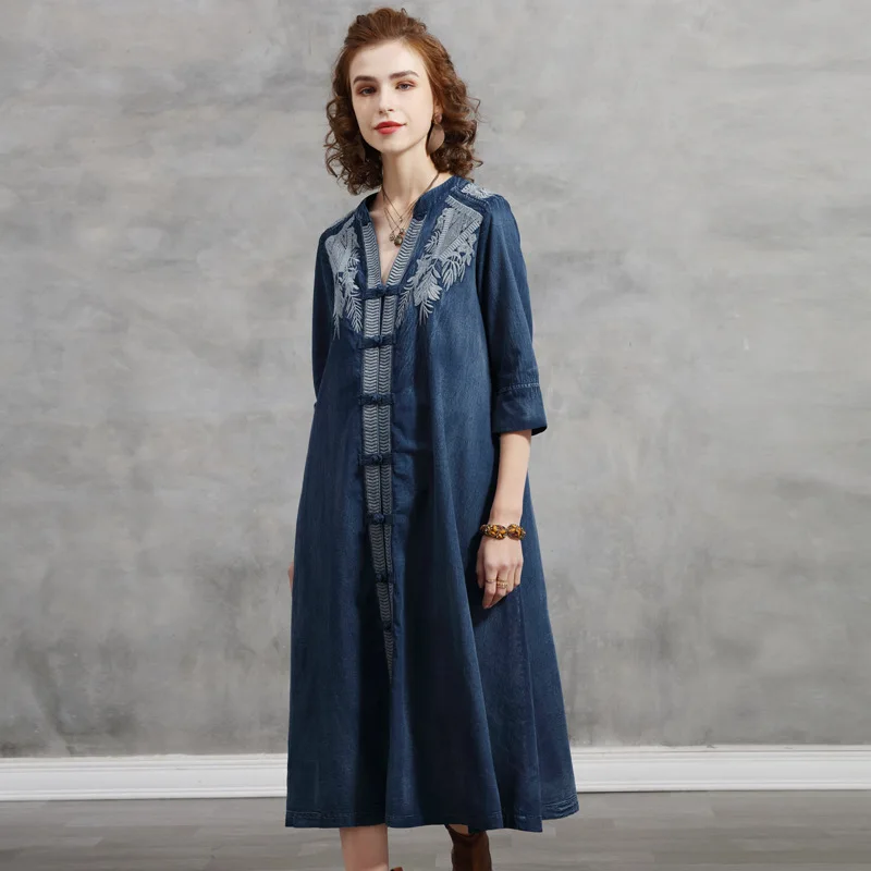 

2021 Women Spring Denim Dress Three Quarter Sleeve Embroidery Vintage Loose Style Women Long Dress Elegant Vintage Women Dress