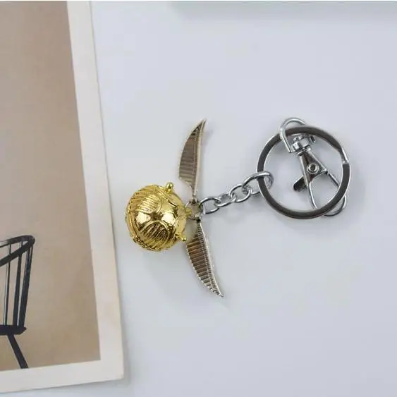 Harried Potter Golden Snitch Key Chain Pendant Alloy Keychain Toy Action Figure Collectible Model Toys Pocket Jewelry Gifts