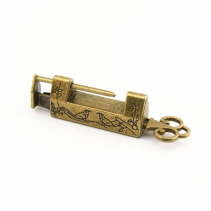 

1PCS Zinc Alloy Chinese Retro Old Locks Antique Padlock with Keyer for Jewelry Wooden Boxs Suitcase Drawer Furniture Hardwares