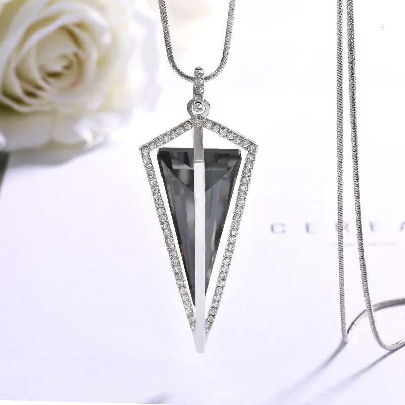 New Crystal Long Necklace For Women Fashion Jewelry Geometric Rhinestone Sweater Chain Necklaces Pendants Collares Mujer Bijoux