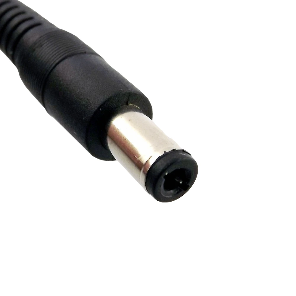 1ชิ้นขั้วต่อไฟกระแสตรง CCTV ปลั๊กตัวผู้ขนาด5.5มม. X 2.5มม. พร้อมสายสายต่อสีดำ1ม./18AWG 3ft