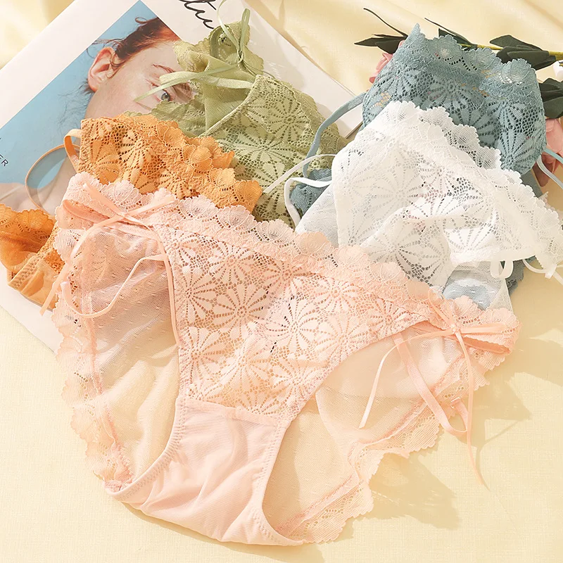 2021 New Women's Underwear Sexy Lace Panties Fashion Hollow Out Comfort Briefs Low Waist Seamless Underpants Female Lingerie