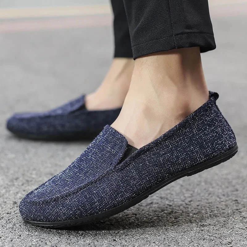 2021 New Arrival Plus Size 45 Boys Spring And Autumn Shoes Black Slip-On Man Vulcanized shoes Leisure Cheap Male Vulcanize shoe