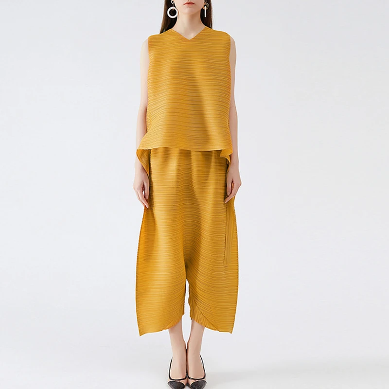 

miyake pleated casual top wide-leg pants female 2021 summer new fashion and thin temperament elegant suit for woman clothing
