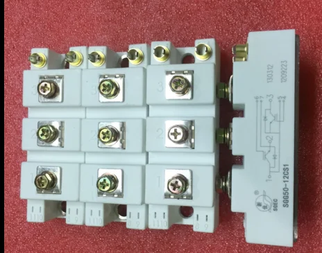 شحن مجاني SGG50-12CS1 SGG100-12CS1 وحدة جديدة ومبتكرة