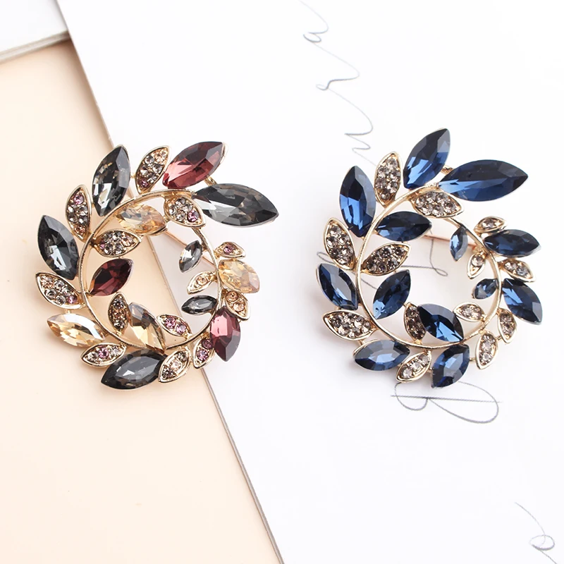 Pomlee Rhinestone Crystal Olives Brooches Unisex Women And Men Brooch Pin Collar Jewelry Suit Coat T-shirt Dress Accessories