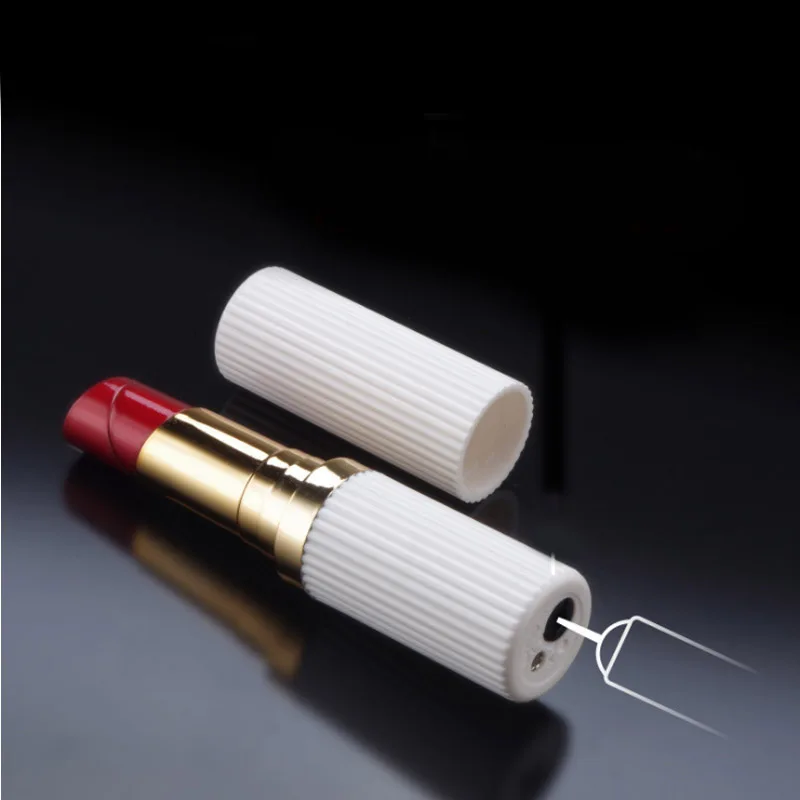 Creative  Novelty Lipstick Shape Flame Lighters Refillable Butane Gas Cigarette Lighter Best Gift For Smokers