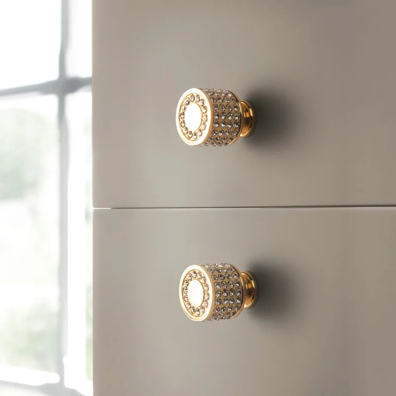 

Gold Luxury Door Handles Zinc Alloy Cabinet Handle Drawer Knobs European Wardrobe Pulls Kitchen Furniture Handle