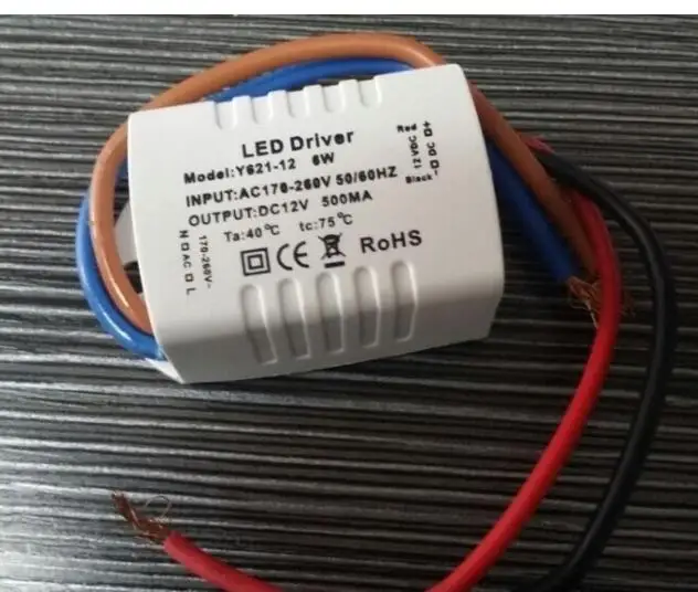 Adaptateur de pilote de transformateur LED CE UKCA, sortie 12V DC, couvercle en plastique 6W, 12W, 18W, 220V à 12V pour bande LED MR11, MR16 12V DC