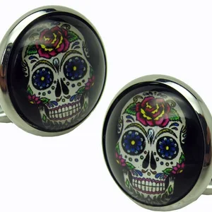 8 ve bir kafatasının satış işlevine liderlik etmek-no. 3