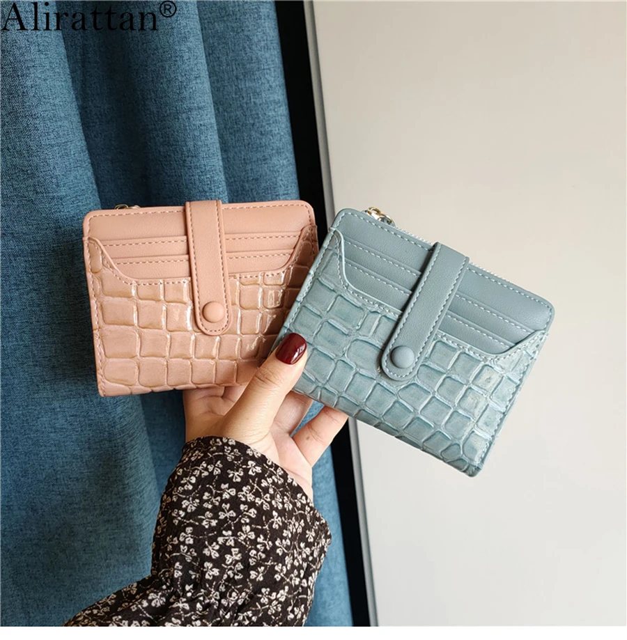 Alirattan New Trendy Crocodile Pattern PU Leather ID Credit Card Holder For Women,Fashion Design Lady ID Card Pack Coin Purse