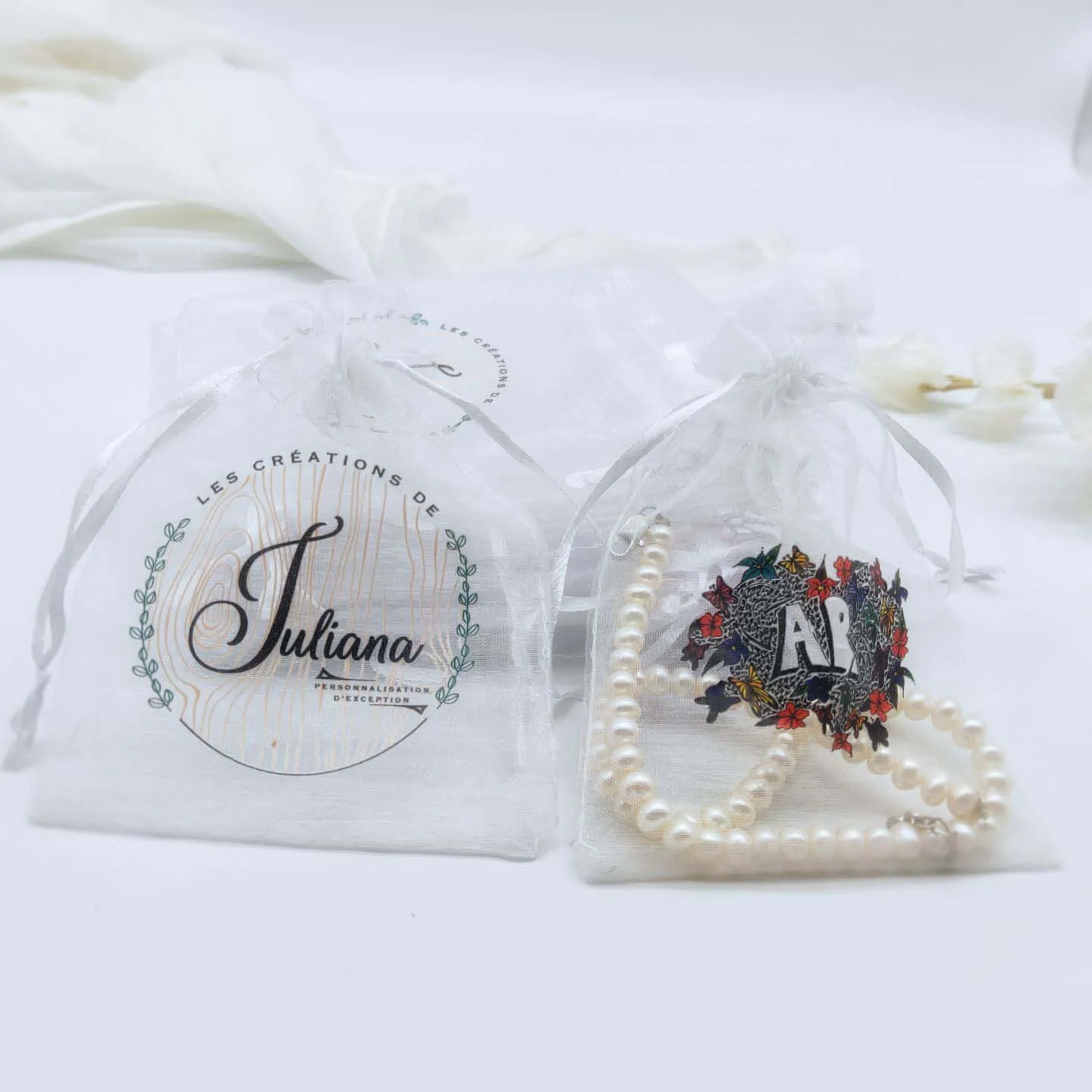 100Pcs Customized colorful Logo White Drawstring Organza Bags small Pouches Jewelry display Package Bags jewels yarn Gift Bag