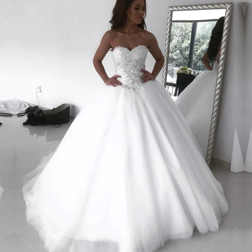 

ANGELSBRIDEP Sweetheart Ball Gown Wedding Dress Bohemian Charming Appliques Floor-Length Tulle Formal Bride Wedding Gowns