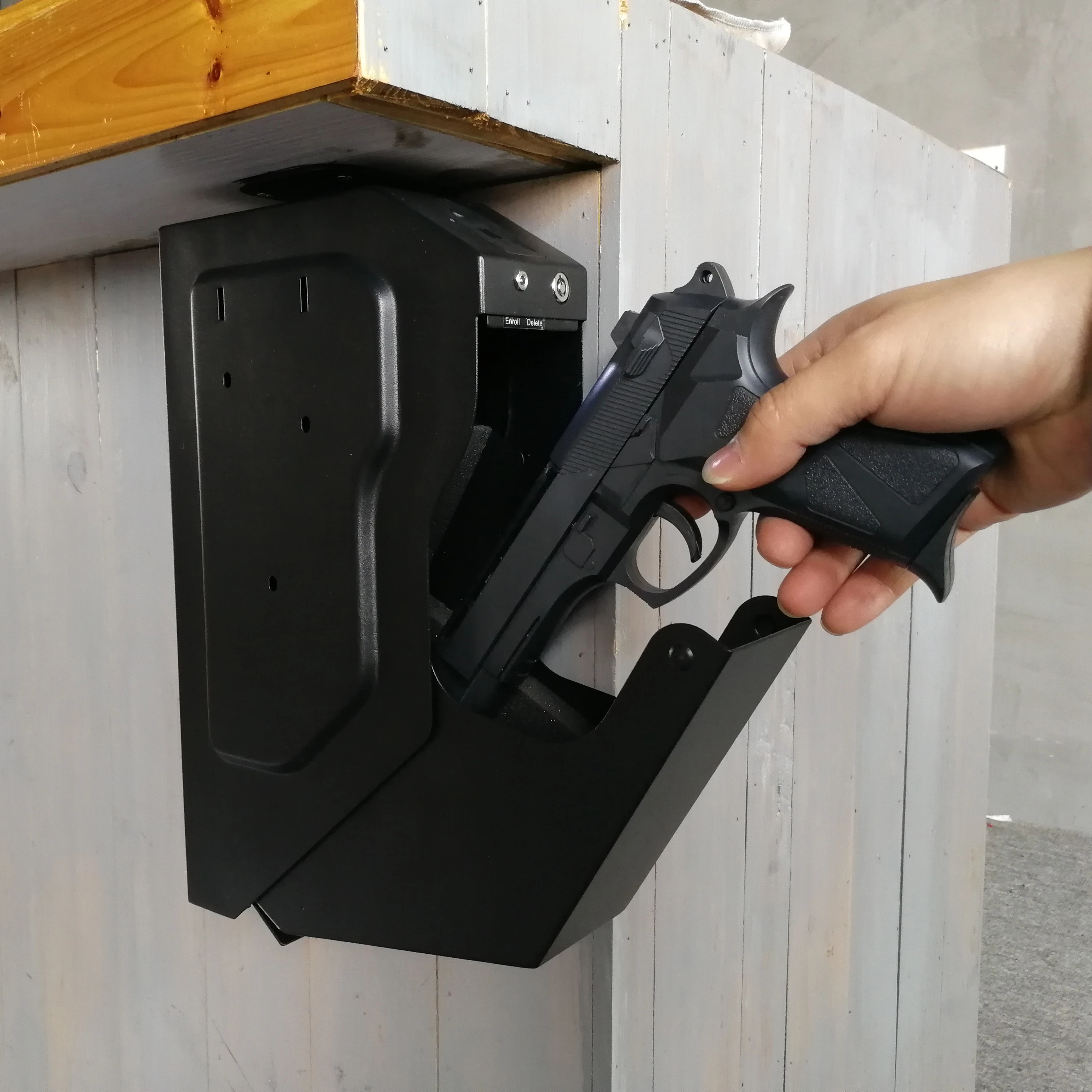 Household Personal Security Pistol Storage Box Quickly Identify And Open Fingerprint Pistol Safe Hidden Gun Box Under The Table