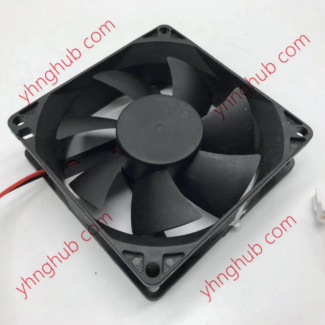 Jamicon JF0825B2HN-R DC 24V 0.15A 80x80x25mm 2-Wire Server Cooling Fan