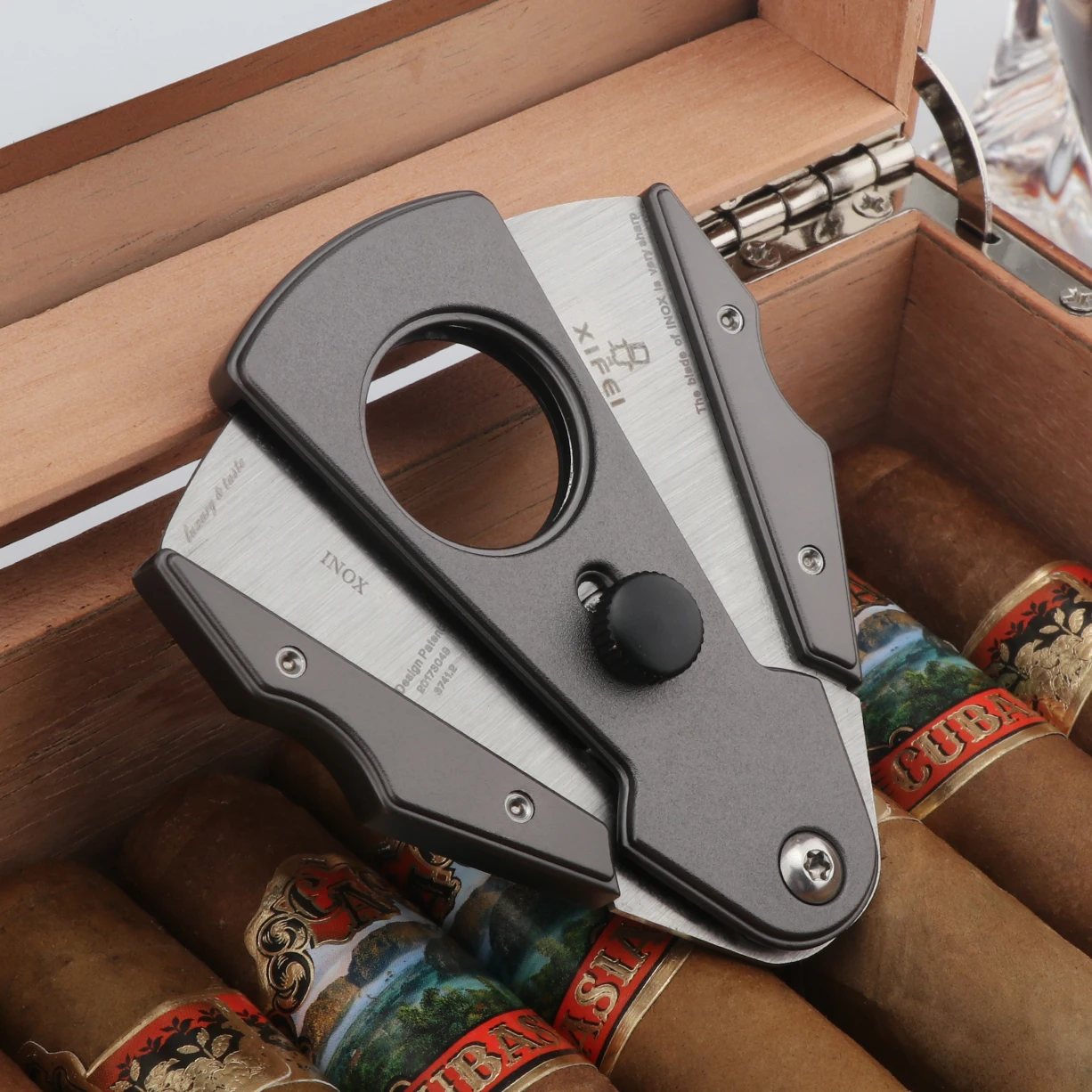 Xifei Stainless Steel Cigar Cutter With Gift Box&Leather Case Dual Blades Tobacco Cutting Sigaar Accessories For Friends Family