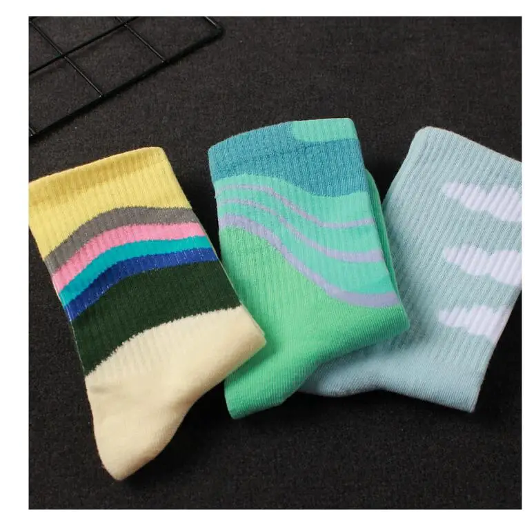 5 Pairs/Box Fashion Stock Male Tide Street Europe skateboard Tidal Youth Socks Men and Women Personality Sports Socks