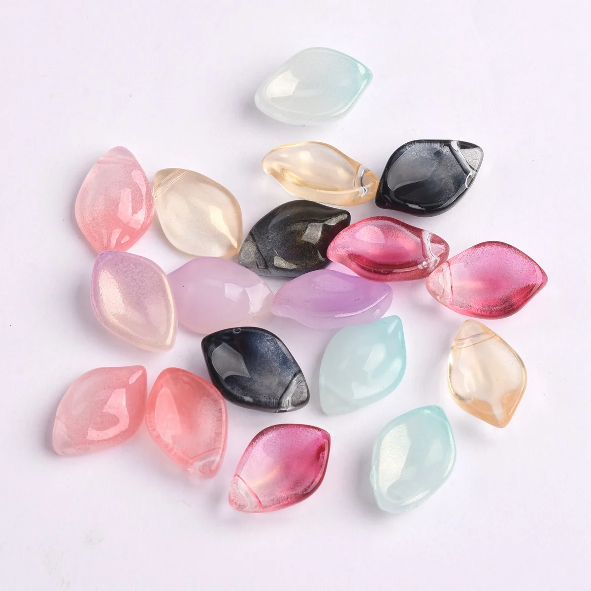 10pcs 15x10mm Petal Shape Crystal Glass Loose Crafts Beads Top Cross Drilled Pendants for Earring Jewelry Making DIY Crafts