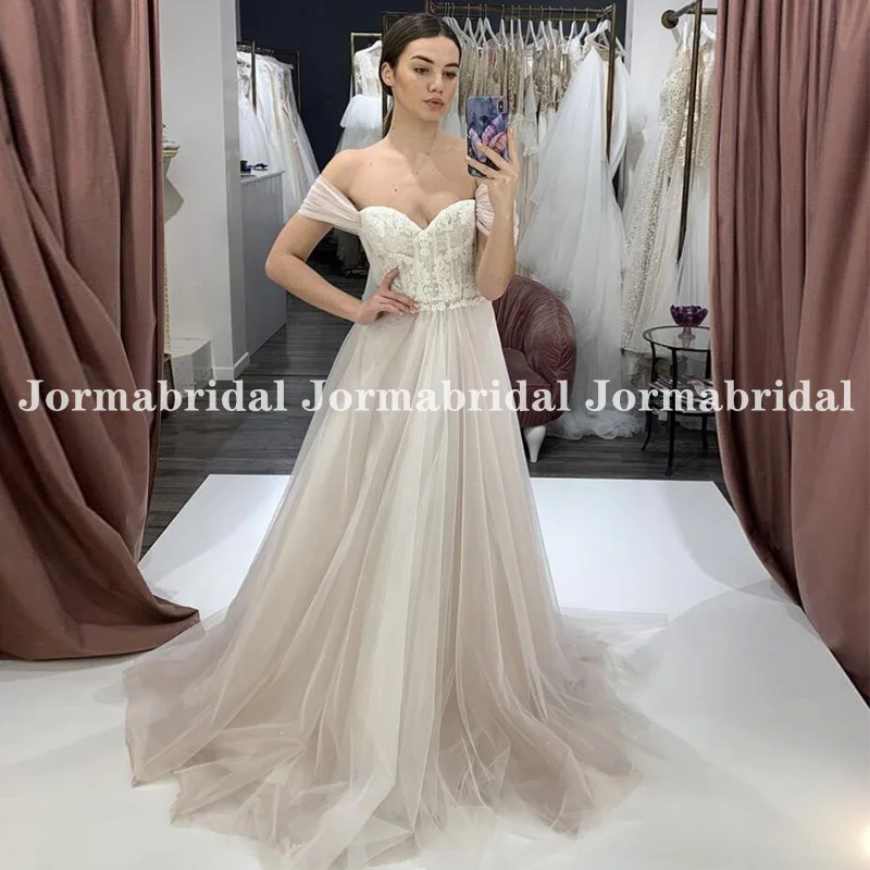 

Light Champagne Bohemian Wedding Dresses Off the Shoulder Sweetheart Neckline Lace Appliques Beach Bridal Dress 2022 For Bride