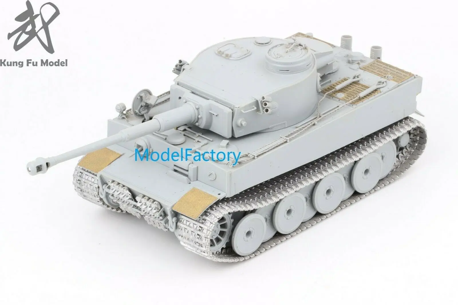 R รุ่น CQ35003K 1/35โลหะ Track [ประเภทกระจก] สำหรับ Tiger I เริ่มต้นการผลิต