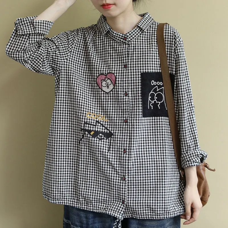 Women Casual Shirt New 2020 Korean Style Vintage Plaid Cartoon Embroidery Oversized Female Woman Blouses Shirts P1278