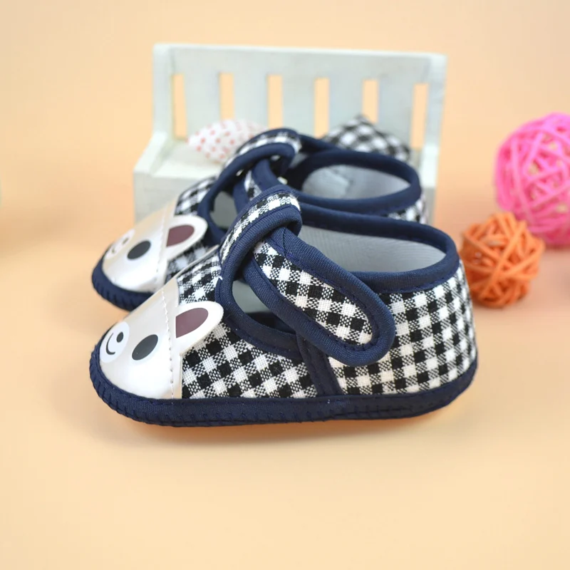 Cartoon Baby Booties Girl Boy miękka podeszwa antypoślizgowe buty buty dla małego dziecka Scarpe Bambino Baby Schoenen buty dla noworodka buciki