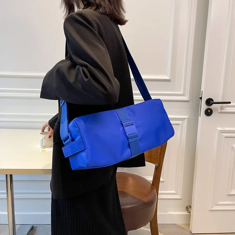 

Travel Messenger Bag Female Large-capacity Niche Blue Square Gym Bag Toast Bag Messenger Shoulder Bag