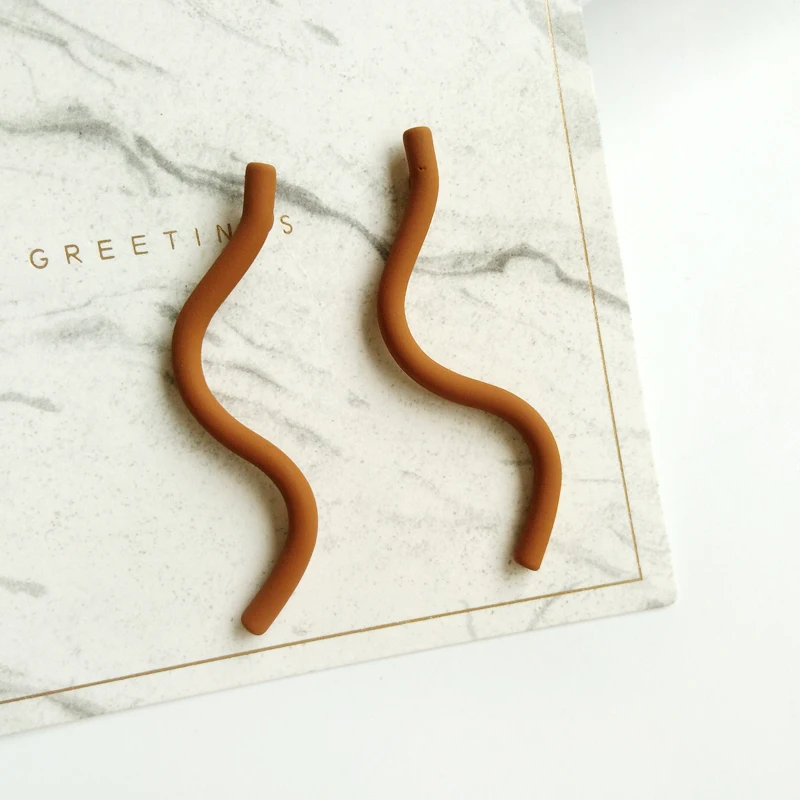 South Korean women earrings bending irregular shape earrings contracted geometric delicate earrings earrings for women