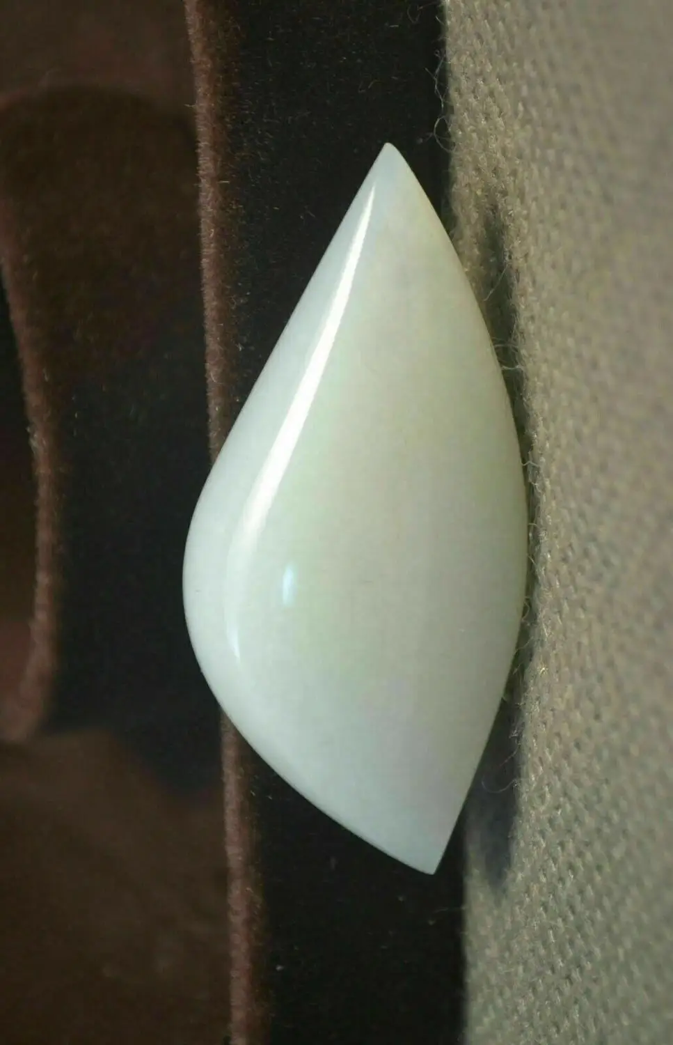 

Big Treasure Top Grade Chinese Hetian White Jade Rain Drop Shaped For Inlay Pendant for Lover Timestown 20201126A