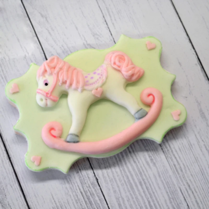 Rocking Horse Sugar Buttons Molds Fondant Cake Tools Silicone Molds Sugarcraft Chocolate Baking Tools for Cakes Gumpaste Form