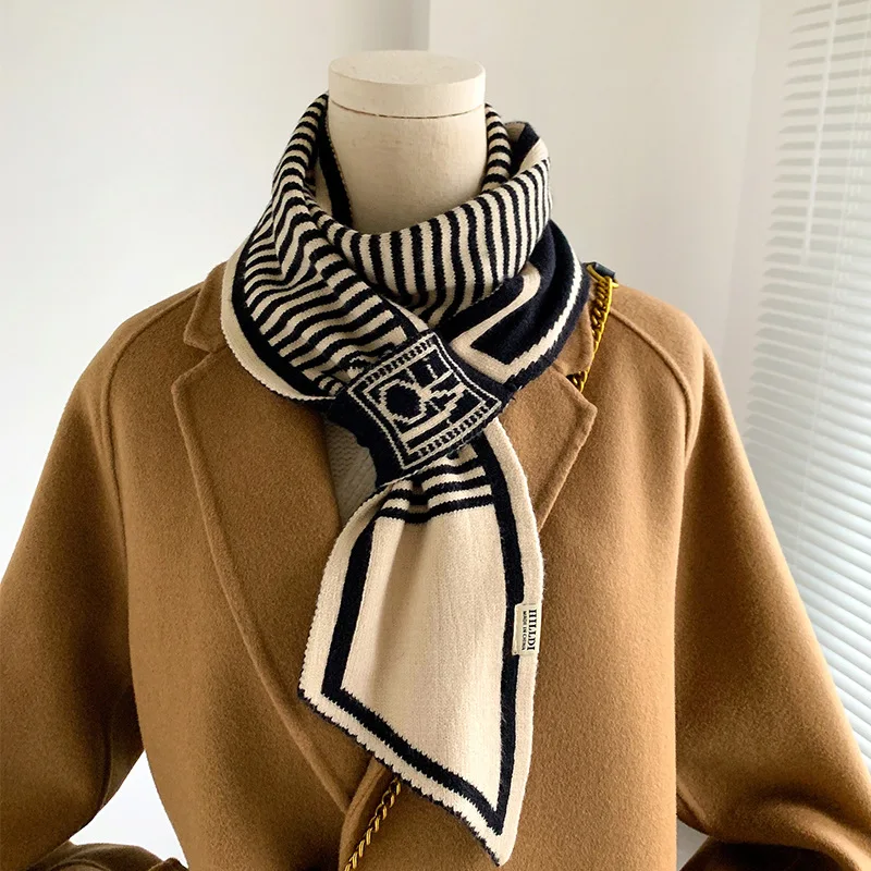 Knitted Scarf New Design Striped Luxury Brand Scarf Women Winter Scarf Warm Long Skinny Small Scarf Female Neckerchief Scarves