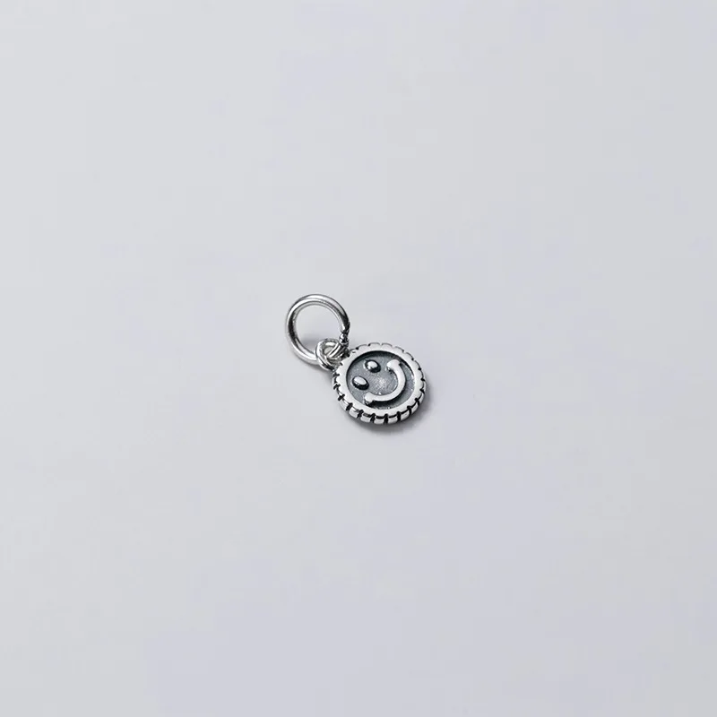 925 Sterling Silver Smile Face Round Charms 8mm Decoration Happy Face Silver Pendant For Women DIY Jewelry Findings Supplier