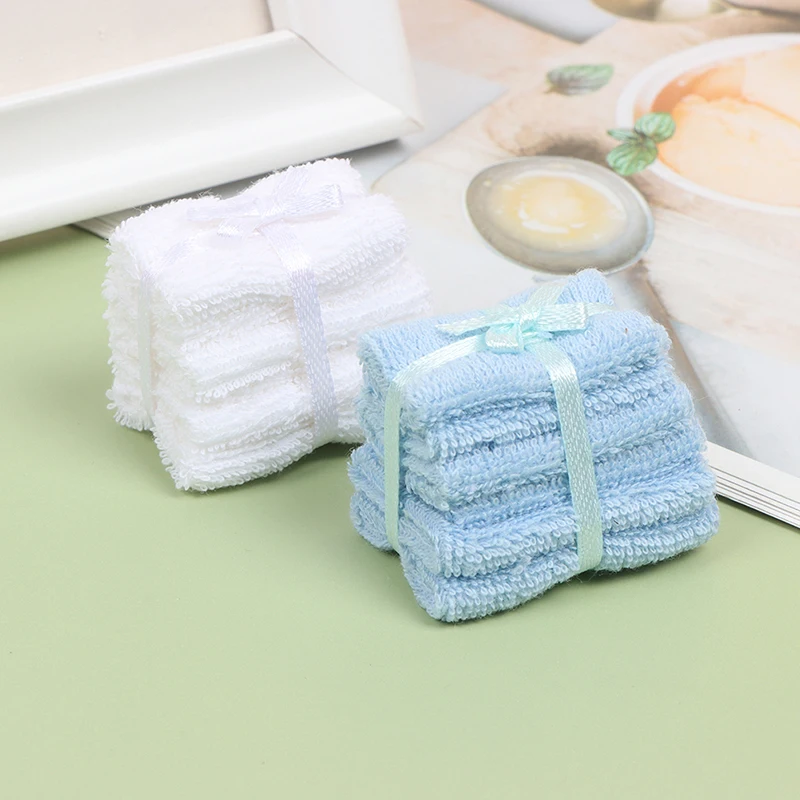 1:12 Dollhouse Miniature Towel Model Bathroom Furniture Decor Accessories Toys Bathroom Furniture