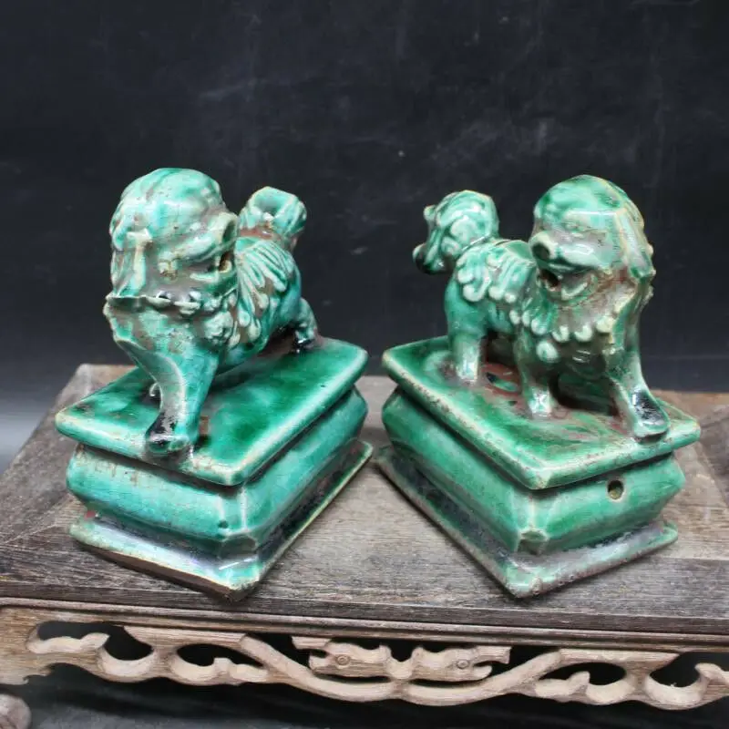 Chinese Old Marked Green Glazed A Pair Porcelain Foo Dog Palace Lions Collection