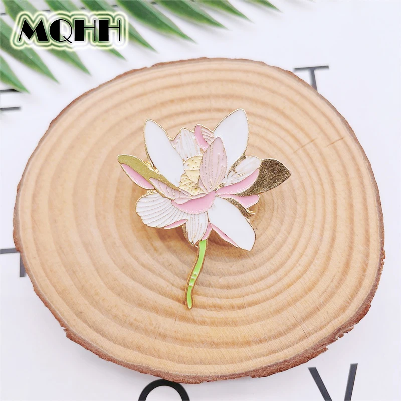 Sweet Cute Plants Flowers Enamel Pins Daffodils Lotus Alloy Brooches Badges Fashion Jewelry Accessories Woman Gifts