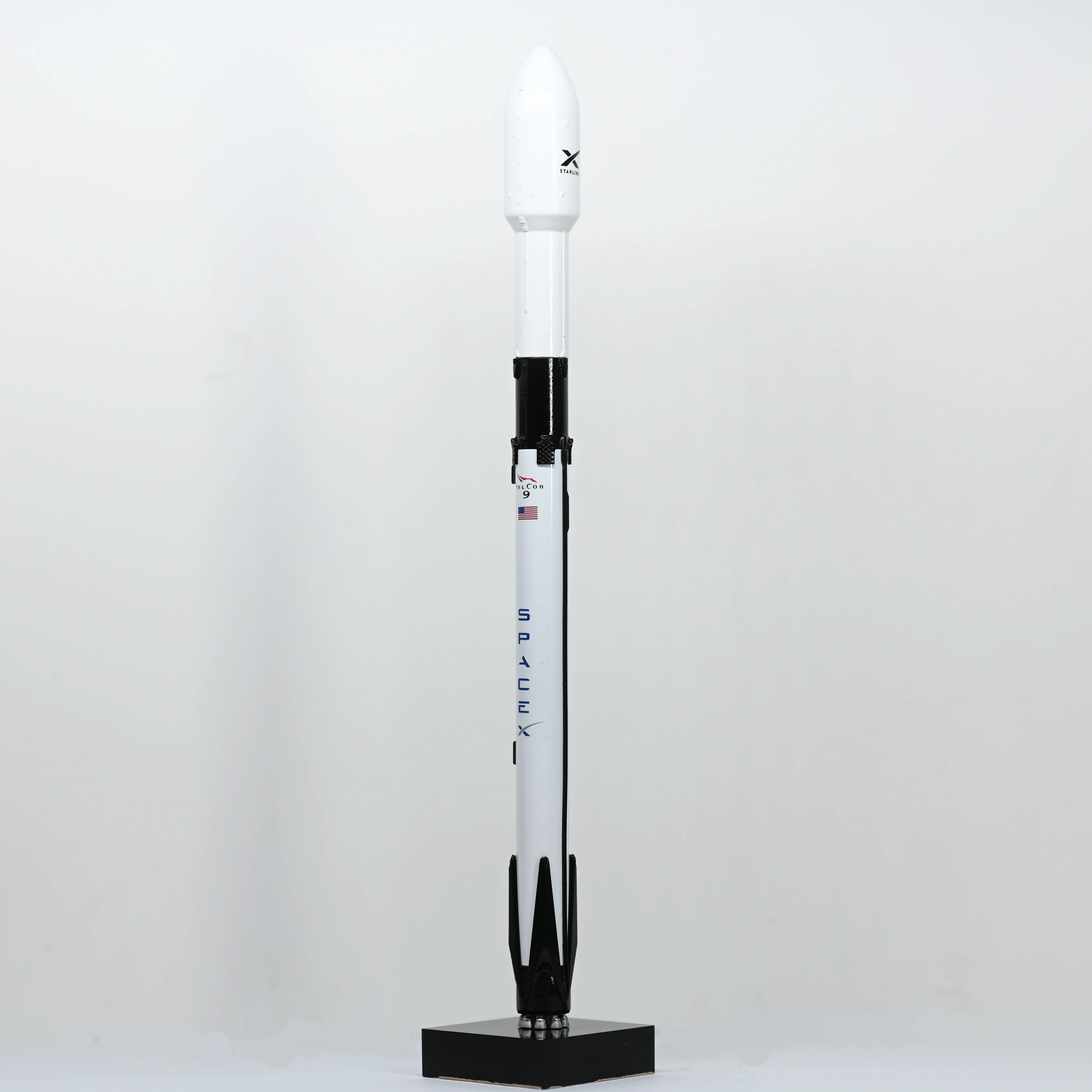 SpaceX Model Store Falcon 9 Block 5 Rocket Model Metal Diecast Home Desktop Office Ornaments Dropshipping Men Gift