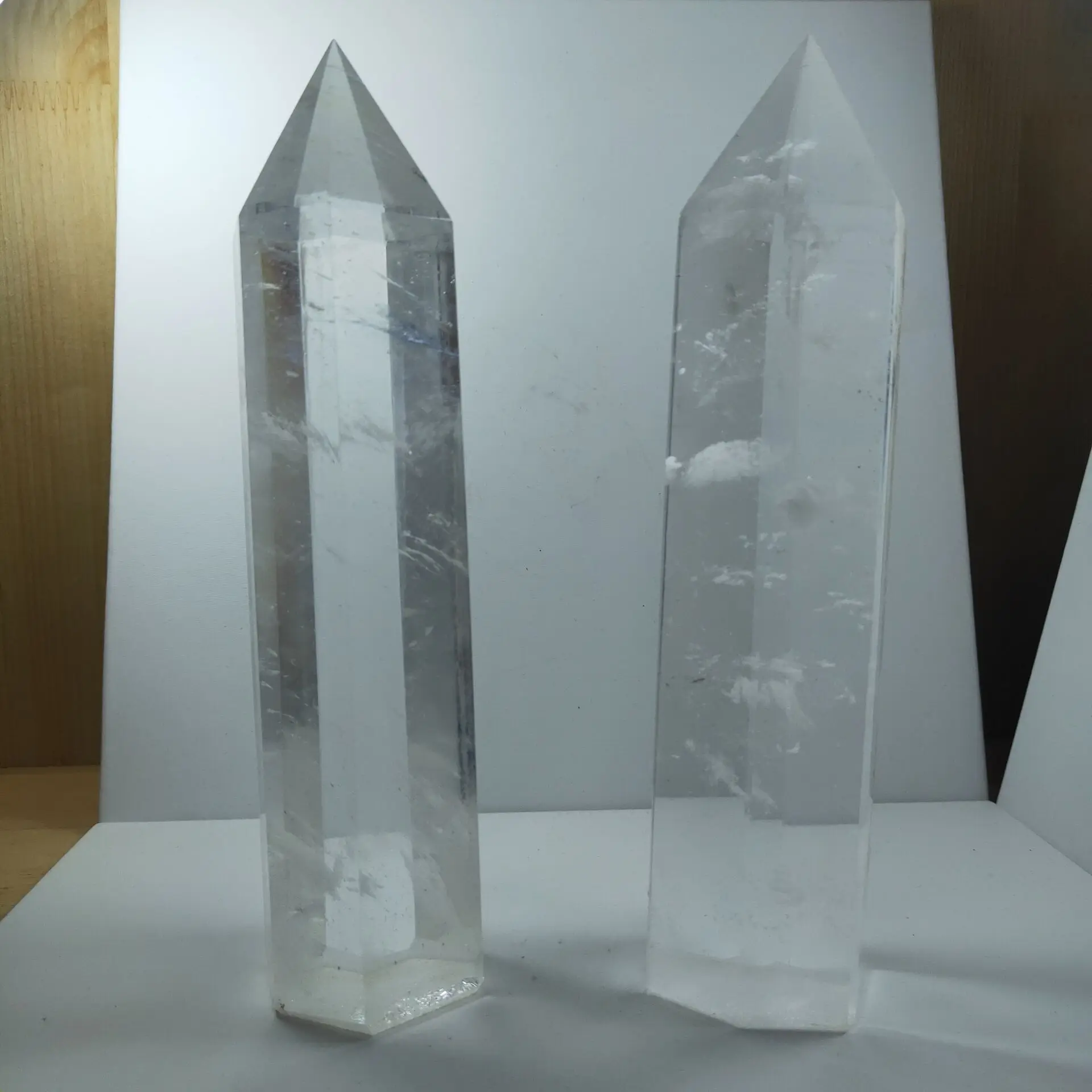 1pc 700-800g White Melting Stone Quartz Obelisk Crystal Wand Point Reiki Healing Decor