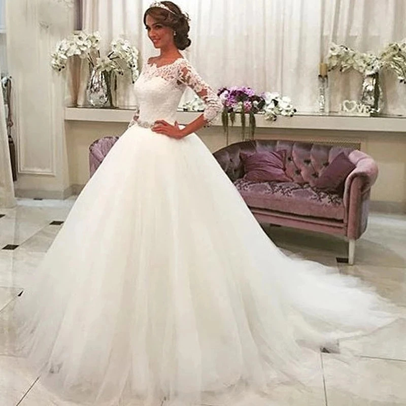 

Fashion Long Sleeves Ball Gown Wedding Dress Court Train Bohemian Bride Dress Crystal Sash Tulle Formal Bridal Gown Plus Size