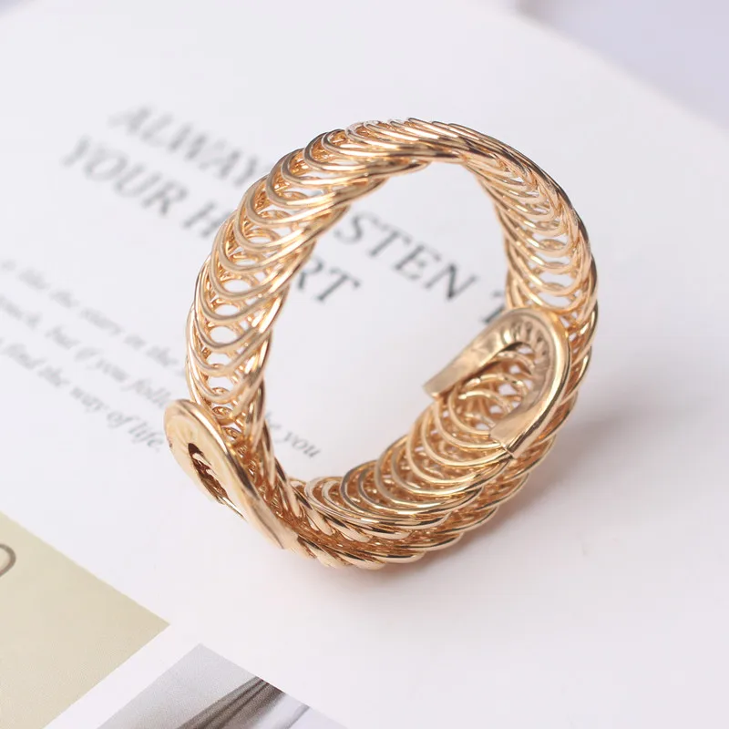 Personality Women Open Bangles Adjustable Arrow Bracelet Bangles Gold Color Arrow Cuff Bracelets for Ladies pulsera infinito