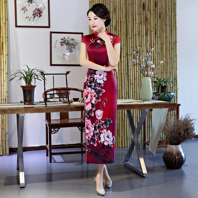 Chinese Traditional Woman Cheongsam Wedding Floral Retro Dress Women Silk Satin Elegant Qipao Vintage Slim Dress Size M-4XL