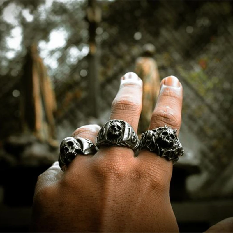 EYHIMD Gothic Mens 316L Stainless Steel Skull 13 Lucky Ring Rock Roll Punk Party Biker Jewelry Anniversary Gifts for him