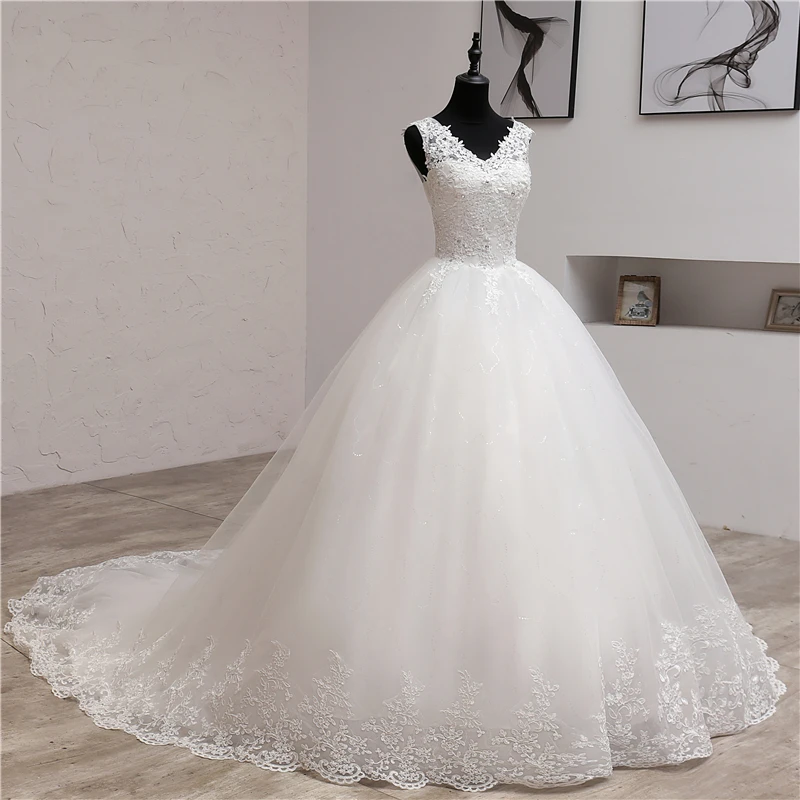 結婚式のための刺繍されたレースのウェディングドレス,長い