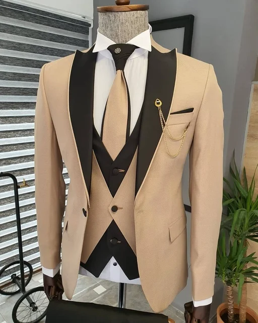 Latest Design White Costume Homme Men Suits Black Peak Lapel Wedding Tuxedo Prom Groom 3 Piece Slim Fit Blazer Vest Pants