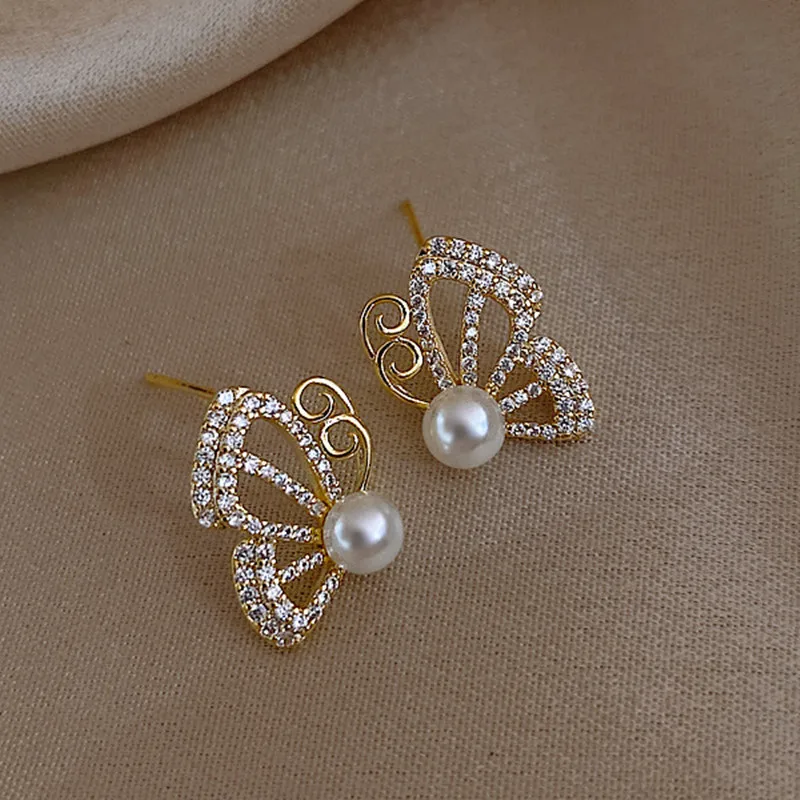 2021South Korea's New Rhinestone Pearl Half Butterfly earrings Hollow   Simple And Generous Butterfly Earrings Women's Jewelry