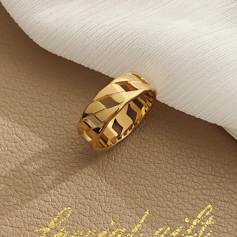YUN RUO Vintage Personality Chain Couple Ring Yellow Gold Plated Woman Gift Fashion Titanium Steel Stainless Jewelry Never Fade