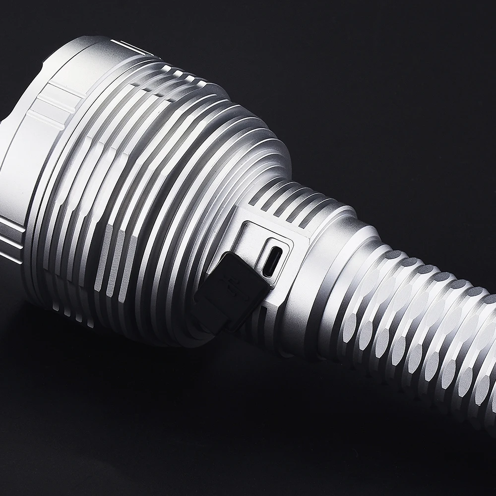 Pioneman K80 Strong flashlight 26800/26980 Battery Long shot flashlight SBT90/SST40/SFT40 LED Large aperture lamp
