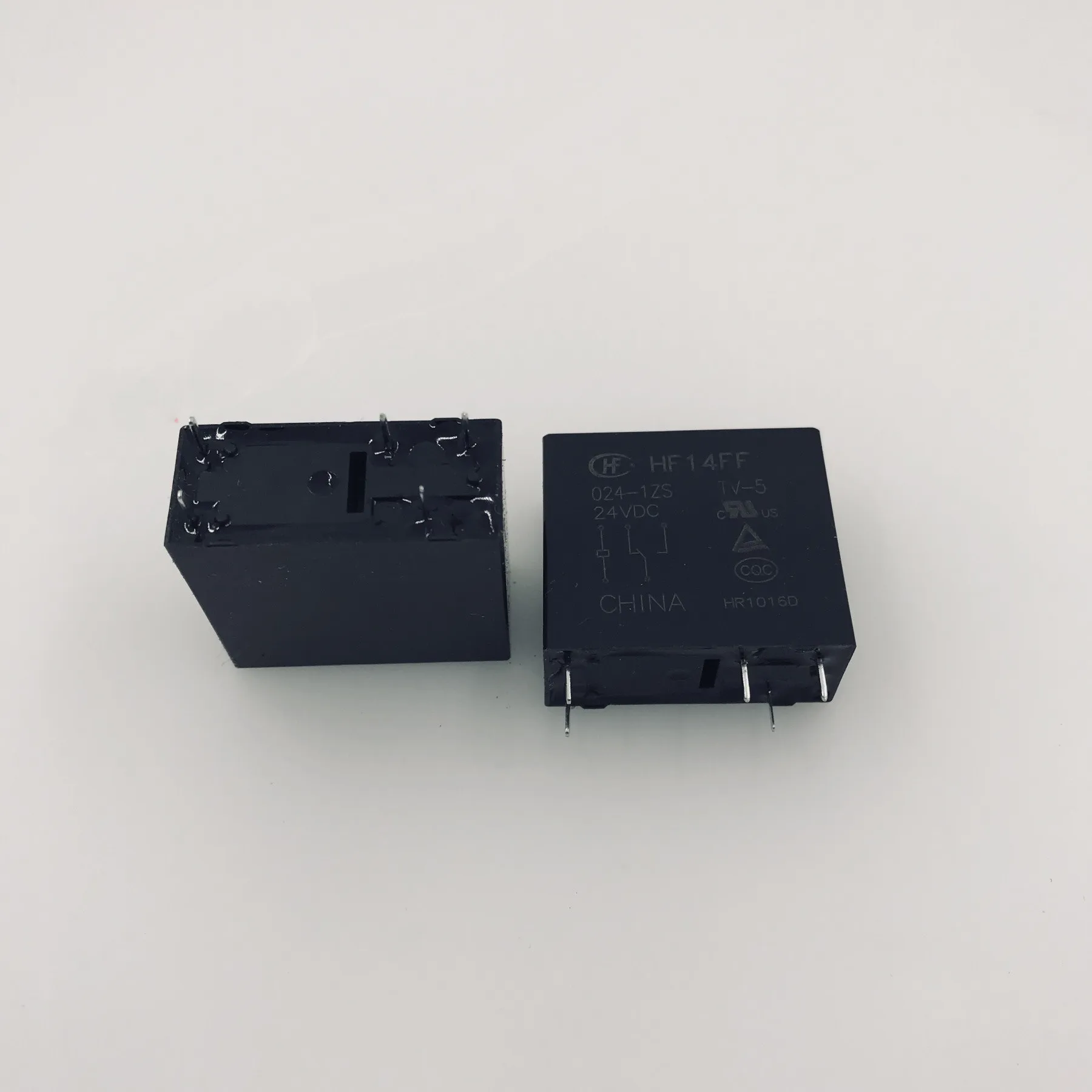 

HF14FF-024-1ZS 5pin 10A 277VAC 24VDC relays