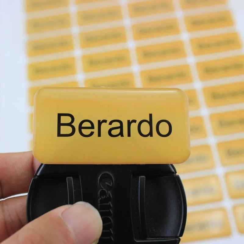 100% Fabriek Label Fabrikant Rfid Label Zelfklevende Sticker Waterdicht Barcode Label Voor Kleding