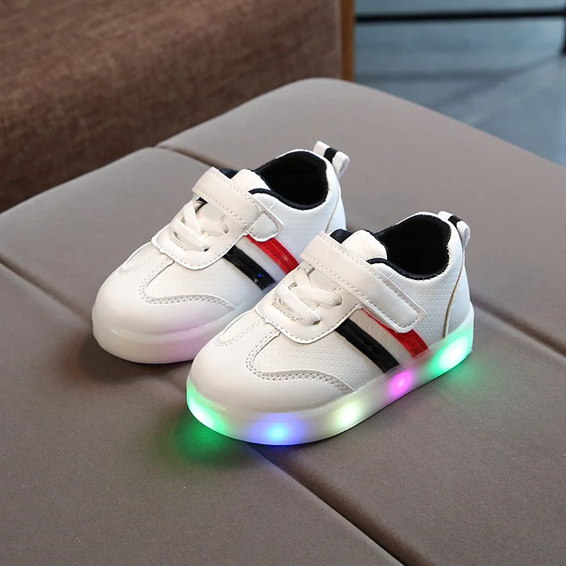 Light-Up Children Shoes LED Light Kids Boys Sneakers Mesh Breathable Baby Girls Flats Casual Sports Running Shoes