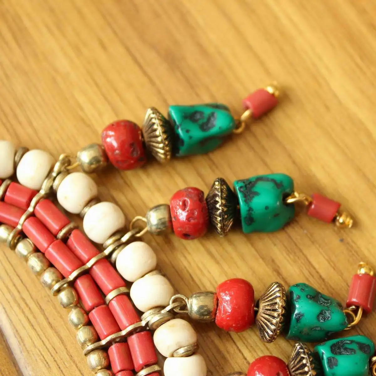 NK151 Tibetan Jewelry Handmade Nepal Brass Metal Coral Turquoises Colorful Beads Charm Necklace